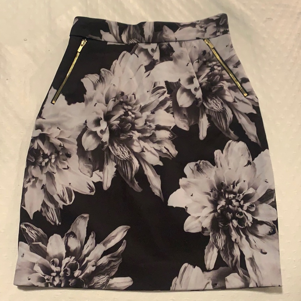 Floral Print Black Pencil Skirt